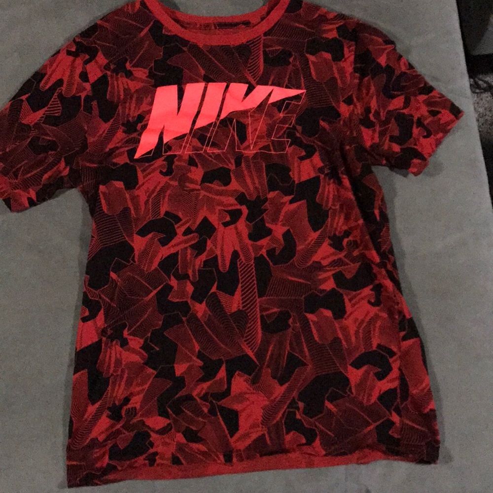 Nike dri fit t shirt